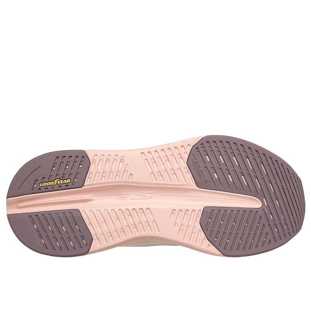 GOrun Max Cushioning Glide-Step - Fairmont